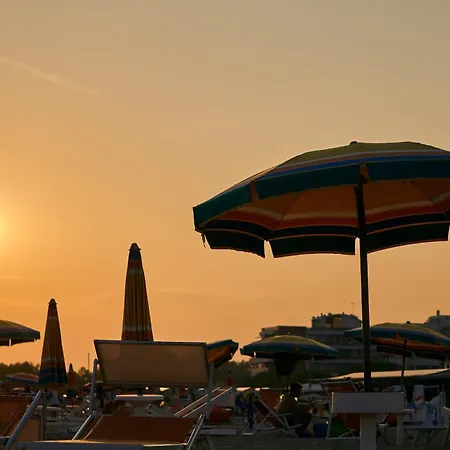 شقة Enjoy A Charming Sea View