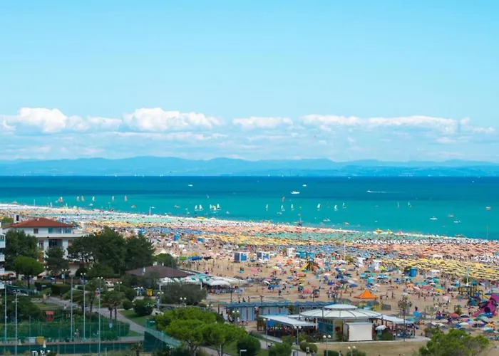 Enjoy A Charming Sea View