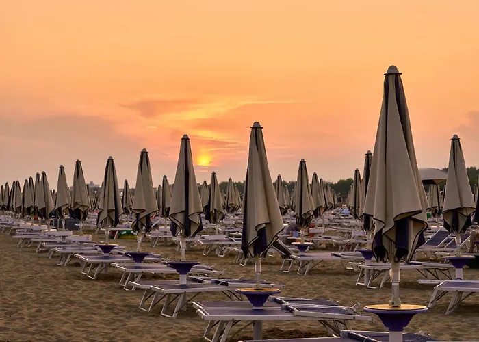 Enjoy A Charming Sea View